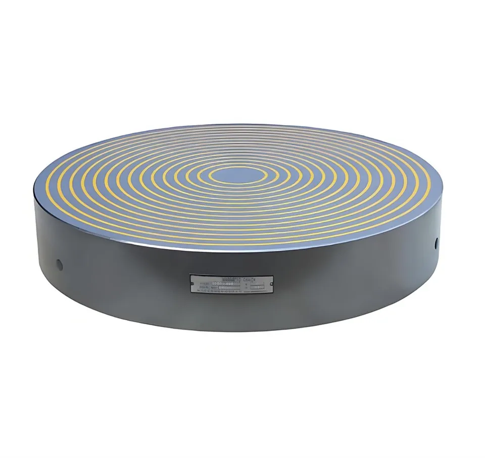 Okrogla elektromagnetna vpenjalna glava s koncentričnimi poli